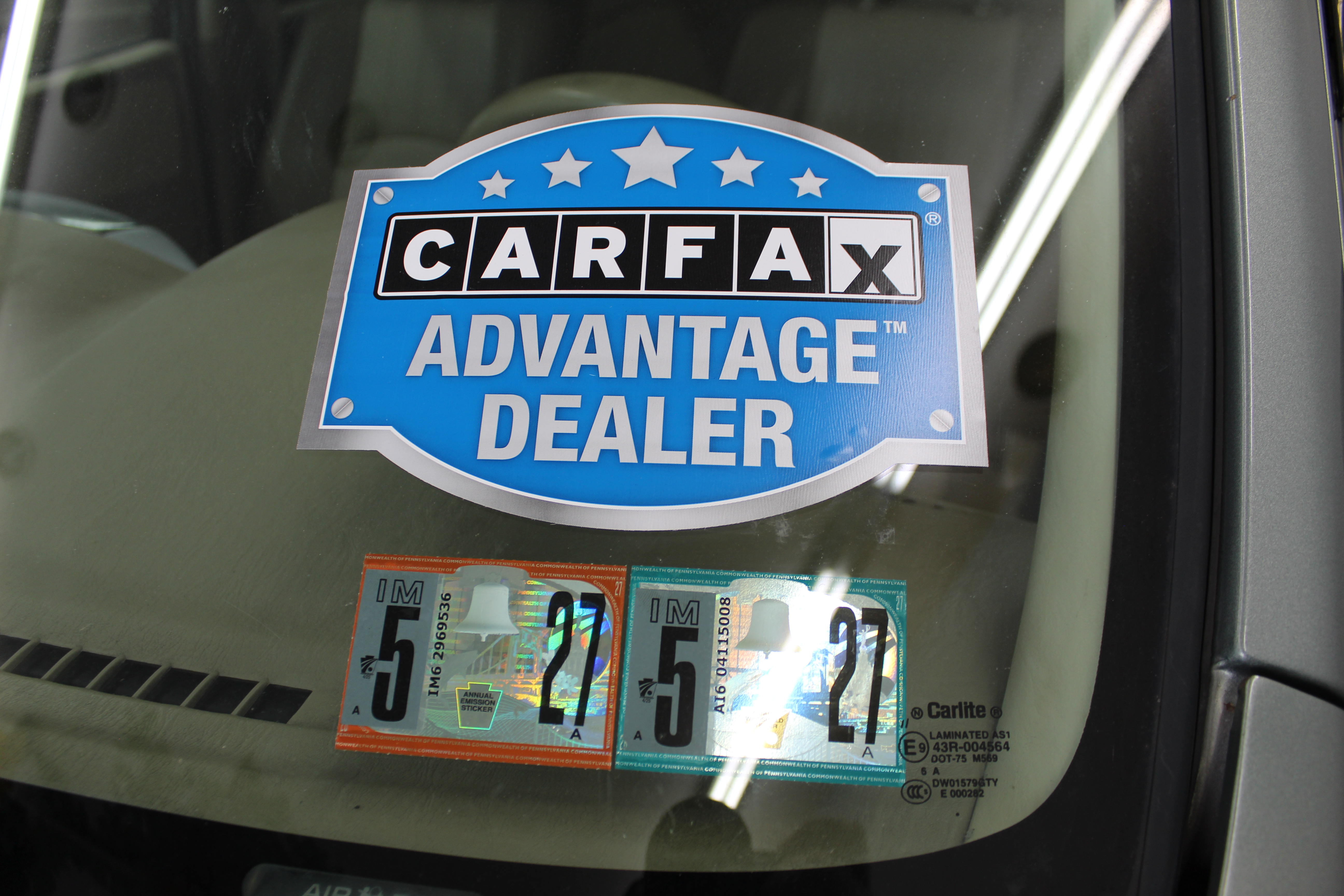 View vehicle photo 2